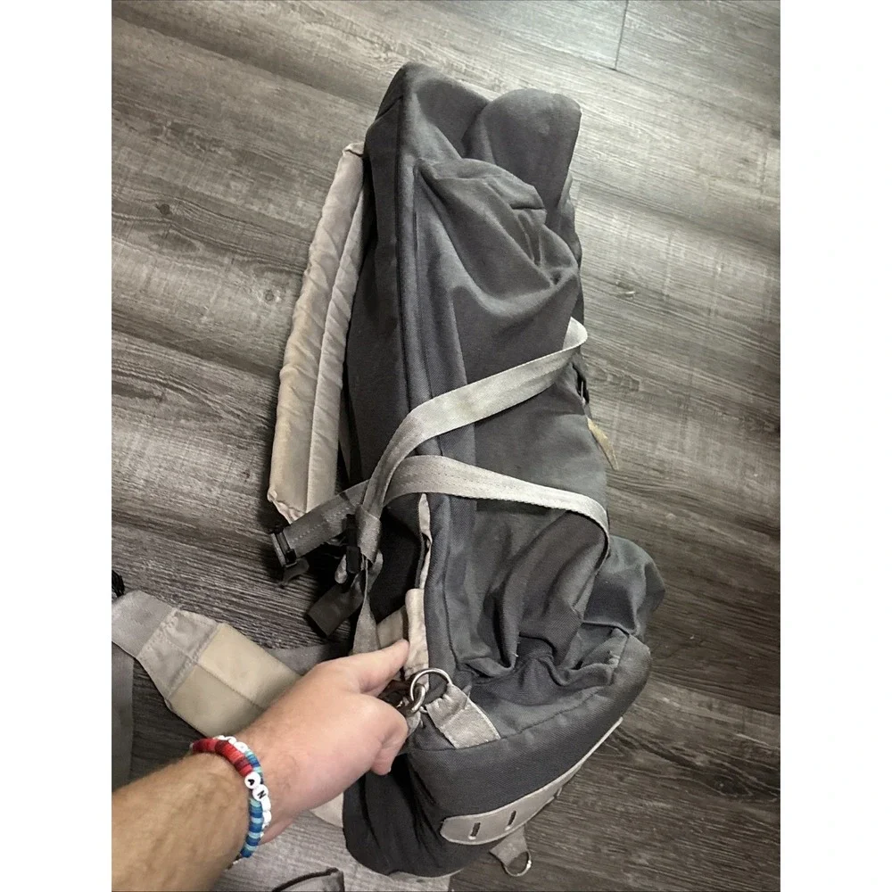 Vintage Eastpak Made in USA Backpack Extra Large 24in Travel Bag Gray Mens